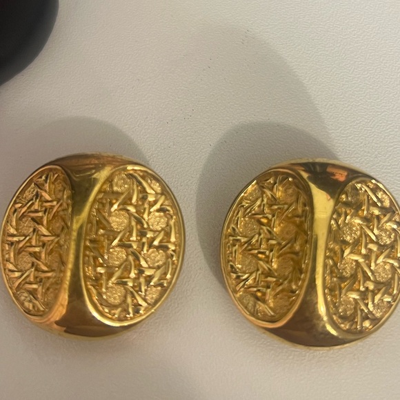 Christian Dior Earrings Interwoven Pattern - Picture 6 of 7